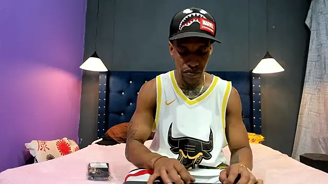 Snapshot of Salomon_koude chatting on October 8, 2025, 8:20 pm Salomon koude online show from October 8, 2025, 8:20 pm