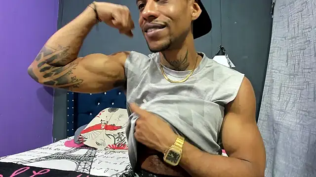 Snapshot of Salomon_koude chatting on October 19, 2025, 9:17 pm Salomon koude online show from October 19, 2025, 9:17 pm