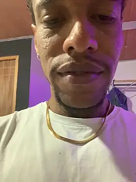 Snapshot of Salomon_koude chatting on November 15, 2025, 5:39 pm Salomon koude online show from November 15, 2025, 5:39 pm