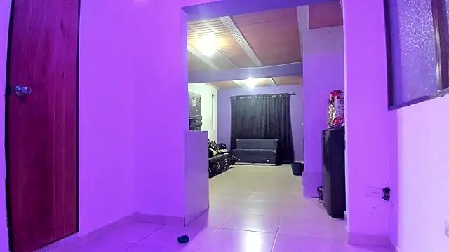 Snapshot of Salomon_koude chatting on November 18, 2025, 8:01 pm Salomon koude online show from November 18, 2025, 8:01 pm