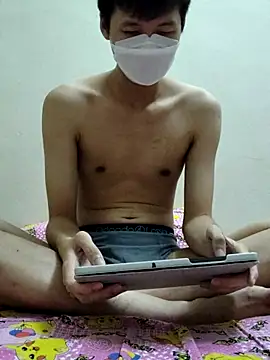 AUSsssstin0103 online show from February 21, 2025, 3:10 pm