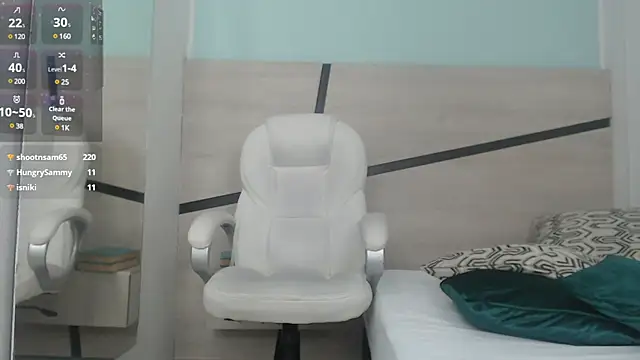 Snapshot of sussy_leon chatting on February 24, 2025, 6:15 pm sussy leon online show from February 24, 2025, 6:15 pm