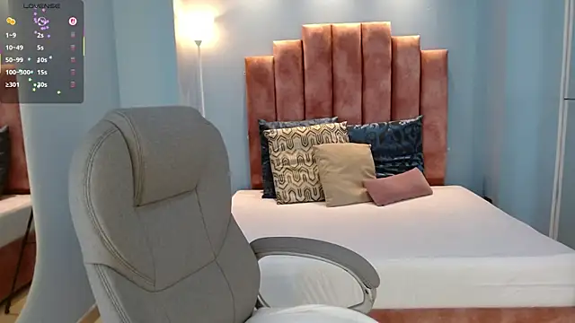 Snapshot of sussy_leon chatting on July 28, 2026, 12:23 pm sussy leon online show from July 28, 2026, 12:23 pm