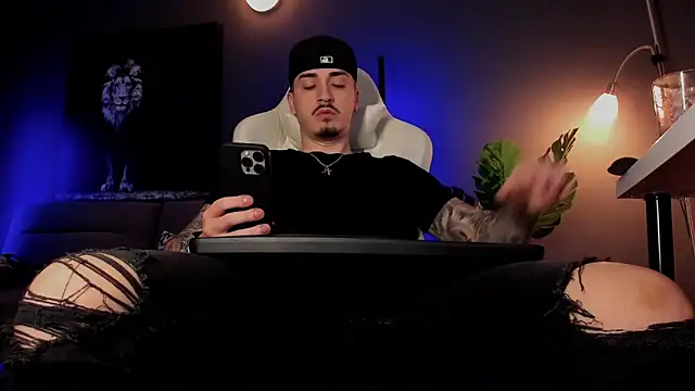 uptomatty online show from April 3, 2026, 7:37 am