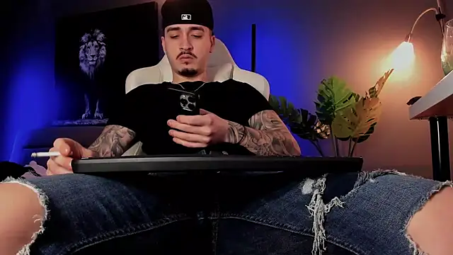 Snapshot of uptomatty chatting on February 10, 2026, 6:12 am uptomatty online show from February 10, 2026, 6:12 am