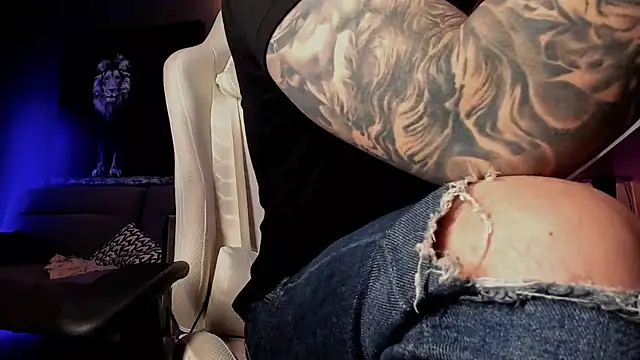 uptomatty online show from March 21, 2026, 8:19 am