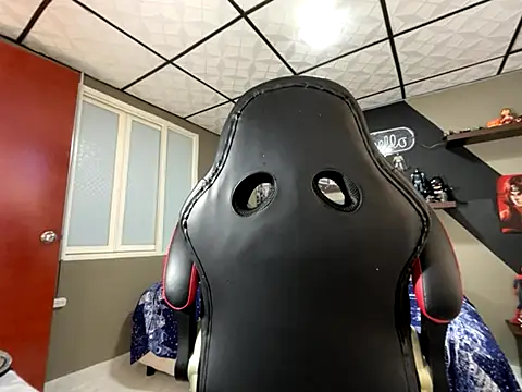 marcel crawford96 online show from November 20, 2025, 5:02 pm