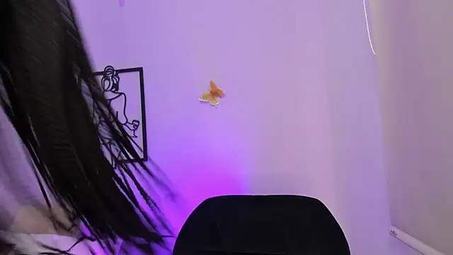 Snapshot of Allison-Bell1 chatting on November 30, 2025, 8:42 pm Allison-Bell1 online show from November 30, 2025, 8:42 pm