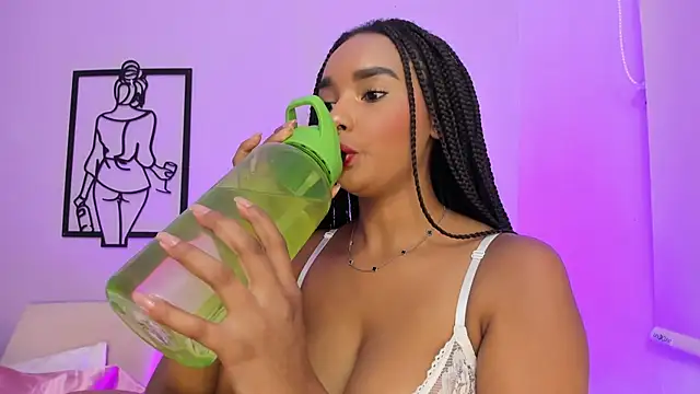 Snapshot of Allison-Bell1 chatting on November 14, 2025, 8:34 pm Allison-Bell1 online show from November 14, 2025, 8:34 pm