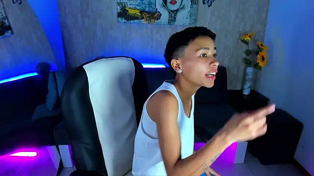 nova sex01 online show from March 31, 2026, 8:33 pm