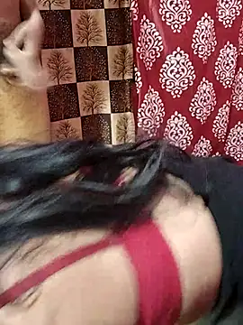 Snapshot of WetPussyDesiGirl chatting on November 19, 2025, 5:24 pm WetPussyDesiGirl online show from November 19, 2025, 5:24 pm