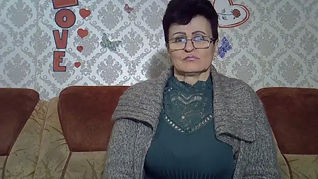 PaulaGolden online show from January 13, 2026, 6:45 pm