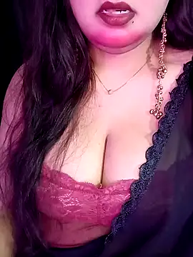 Snapshot of Suhanakhan00 chatting on March 20, 2026, 8:04 am Suhanakhan00 online show from March 20, 2026, 8:04 am