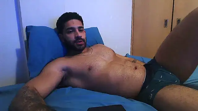 Snapshot of macho_fit chatting on September 22, 2025, 1:55 am macho fit online show from September 22, 2025, 1:55 am