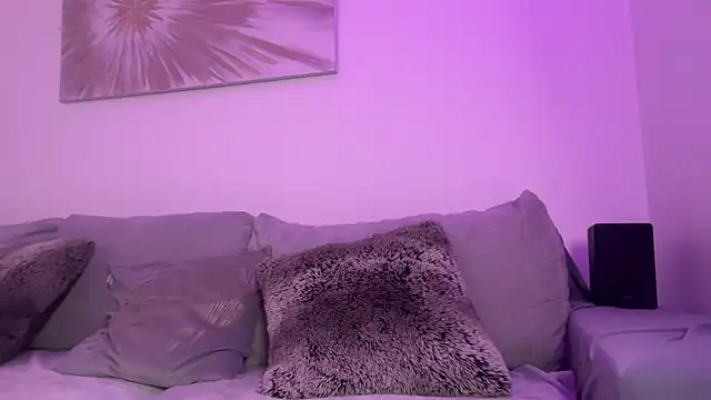 Serena 4you online show from March 28, 2026, 7:59 pm