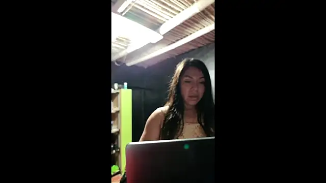 Karenn12 online show from March 15, 2026, 7:37 am