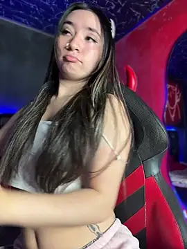 Snapshot of Sophie_LS chatting on January 9, 2026, 2:18 am Sophie LS online show from January 9, 2026, 2:18 am