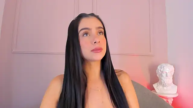 Snapshot of victoria_milann chatting on November 29, 2025, 3:34 pm victoria milann online show from November 29, 2025, 3:34 pm