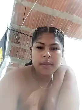 izabellElisa online show from November 18, 2025, 6:11 pm