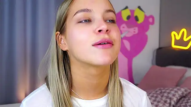 Snapshot of AftonConnett chatting on November 14, 2025, 4:38 am AftonConnett online show from November 14, 2025, 4:38 am