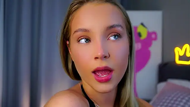 Snapshot of AftonConnett chatting on November 21, 2025, 1:04 am AftonConnett online show from November 21, 2025, 1:04 am