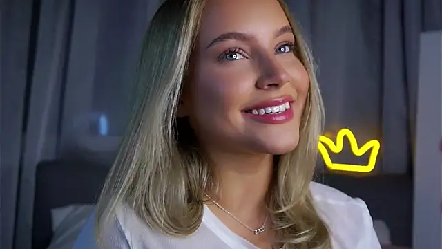 Snapshot of AftonConnett chatting on December 16, 2025, 1:10 am AftonConnett online show from December 16, 2025, 1:10 am