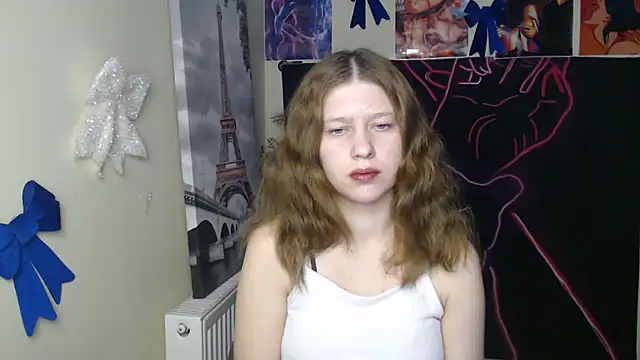 Snapshot of StellaCRL chatting on February 15, 2026, 7:09 am StellaCRL online show from February 15, 2026, 7:09 am