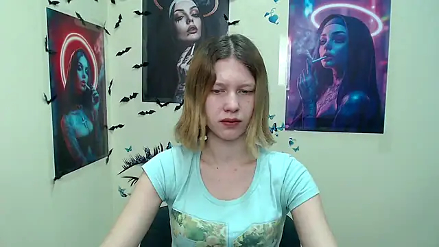 Snapshot of StellaCRL chatting on March 3, 2025, 7:13 am StellaCRL online show from March 3, 2025, 7:13 am