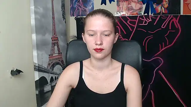 Snapshot of StellaCRL chatting on May 24, 2026, 12:16 pm StellaCRL online show from May 24, 2026, 12:16 pm