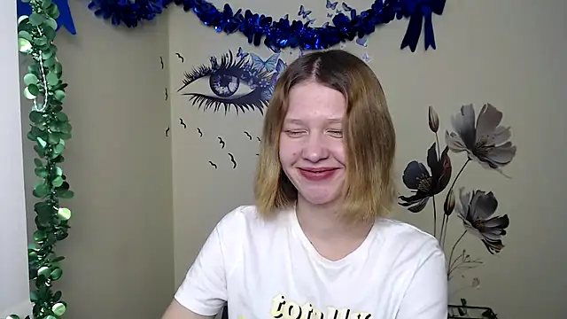 Snapshot of StellaCRL chatting on February 22, 2025, 10:51 am StellaCRL online show from February 22, 2025, 10:51 am