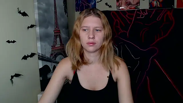 Snapshot of StellaCRL chatting on October 31, 2025, 7:27 am StellaCRL online show from October 31, 2025, 7:27 am