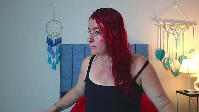 PamelaMK online show from November 16, 2025, 11:15 am