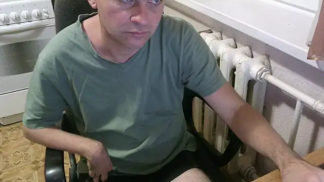 Snapshot of AlDON59 chatting on September 18, 2025, 6:00 pm AlDON59 online show from September 18, 2025, 6:00 pm