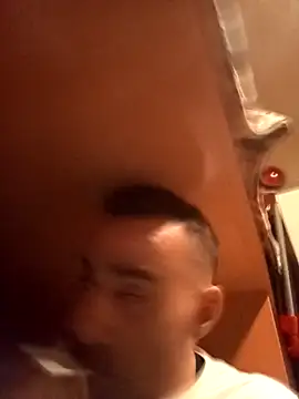 Snapshot of MownRender chatting on November 30, 2025, 7:03 pm MownRender online show from November 30, 2025, 7:03 pm