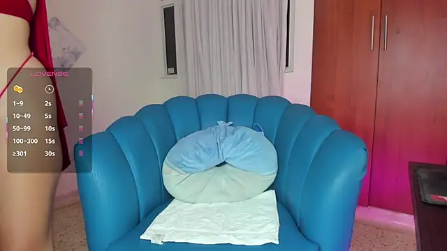 Snapshot of Julie_Markk chatting on January 5, 2026, 7:06 pm Julie Markk online show from January 5, 2026, 7:06 pm