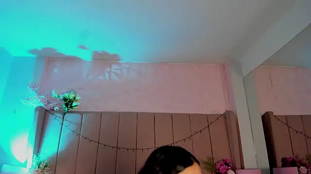 Snapshot of MollyBigBoobs12 chatting on December 5, 2025, 8:39 pm MollyBigBoobs12 online show from December 5, 2025, 8:39 pm