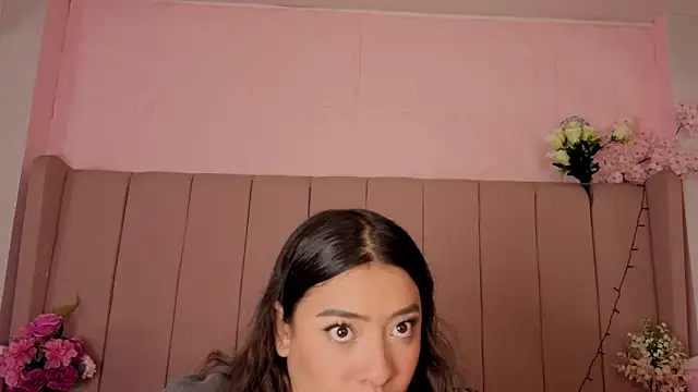 MollyBigBoobs12 online show from December 19, 2025, 9:17 pm