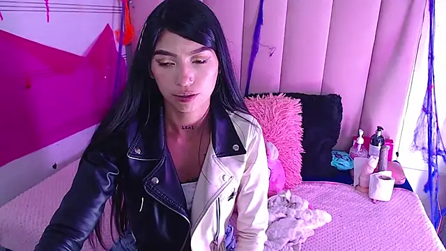 sara caplerx online show from November 7, 2025, 7:07 pm