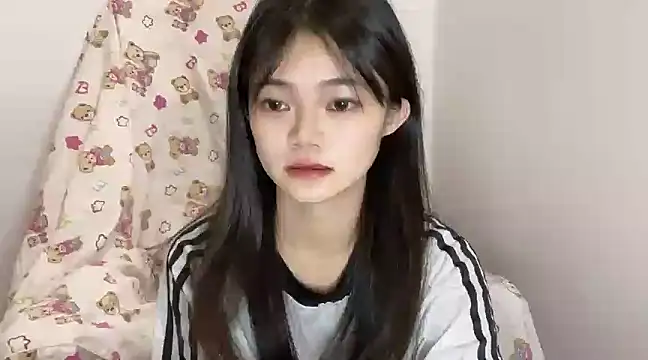 Snapshot of QQQ888zzzxxxcc chatting on January 24, 2025, 5:42 pm QQQ888zzzxxxcc online show from January 24, 2025, 5:42 pm