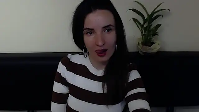 Snapshot of LaimaV_ chatting on May 29, 2026, 3:51 pm LaimaV online show from May 29, 2026, 3:51 pm