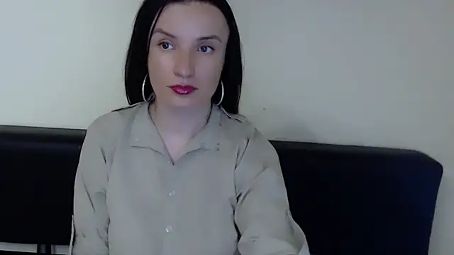 Snapshot of LaimaV_ chatting on May 5, 2026, 5:16 pm LaimaV online show from May 5, 2026, 5:16 pm