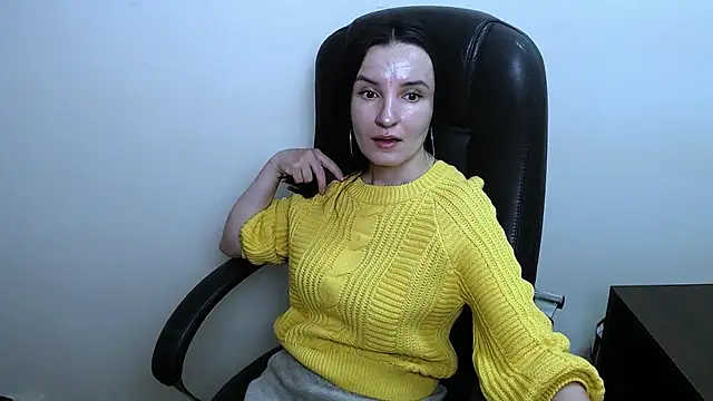 LaimaV  online show from January 15, 2026, 12:30 pm