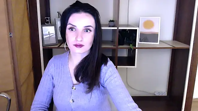 Snapshot of LaimaV_ chatting on April 17, 2026, 9:56 am LaimaV online show from April 17, 2026, 9:56 am