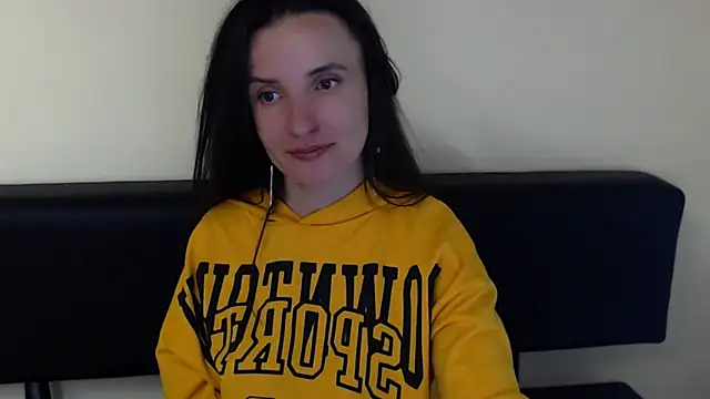 Snapshot of LaimaV_ chatting on May 22, 2026, 9:02 pm LaimaV online show from May 22, 2026, 9:02 pm