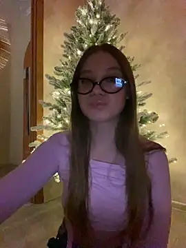 Bodee Cat  online show from December 7, 2024, 2:08 pm