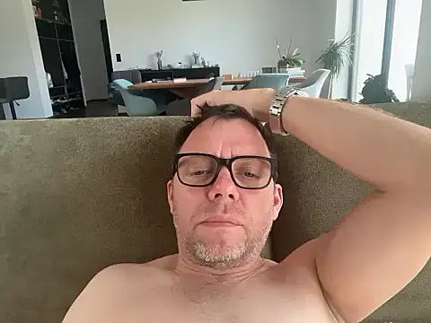 xmnbx77 online show from October 13, 2025, 9:55 am