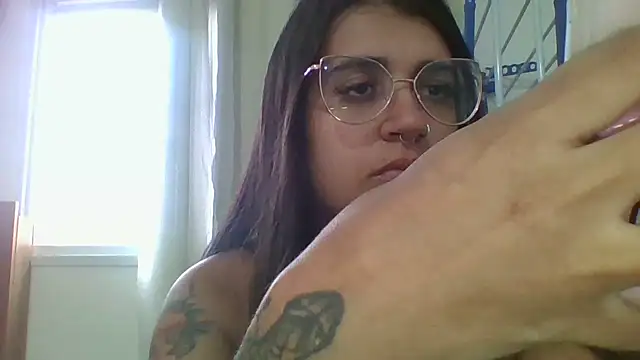 Snapshot of isa_ofc2024 chatting on May 17, 2026, 7:36 pm isa ofc2024 online show from May 17, 2026, 7:36 pm