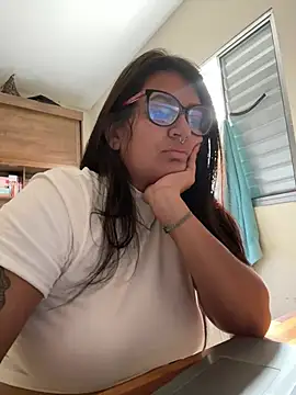 Snapshot of isa_ofc2024 chatting on January 13, 2025, 2:11 pm isa ofc2024 online show from January 13, 2025, 2:11 pm