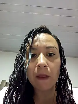 Snapshot of RenataSexy_ chatting on March 5, 2025, 3:51 pm RenataSexy online show from March 5, 2025, 3:51 pm