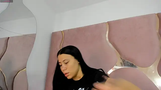 Sofia-candyht online show from May 10, 2026, 8:54 pm